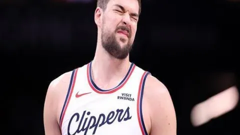 利物浦英超连平升班马！逼近1981年历史平局纪录，悬念再起！